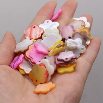 Prírodné Multi-farebné perleť Shell Perly Lucky Charms Kvet Voľné Perličiek Prívesok pre KUTILOV, Náušnice, Náramok Šperky Robiť